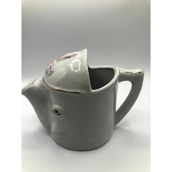 Ceramic Elephant‎ Hand-Painted Sprinkler Pitcher - Picture 2 of 11